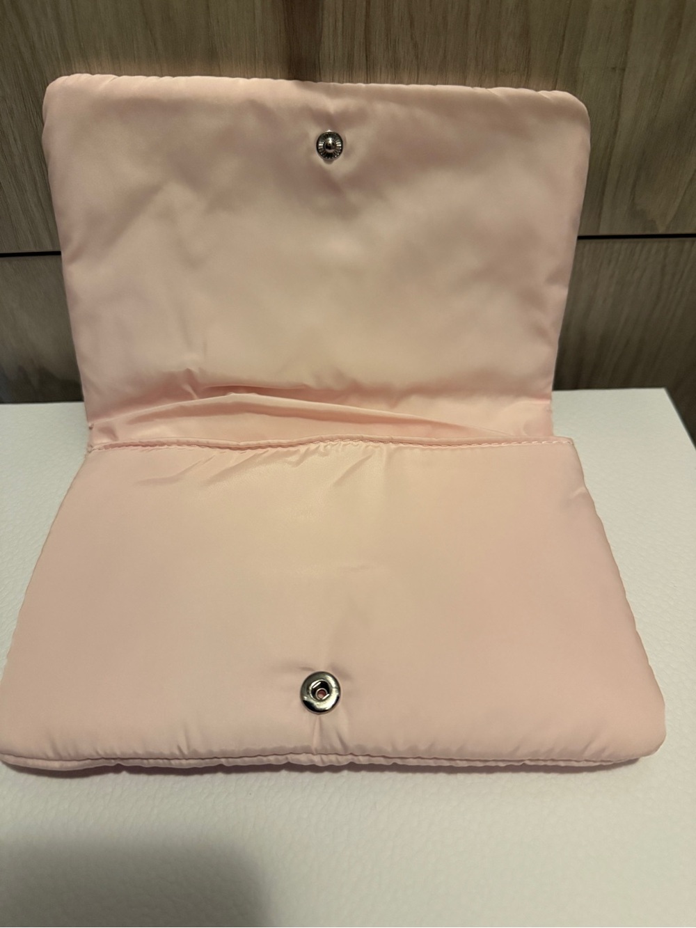Dior Pale Pink Padded Clutch with CD Logo - Picture 3 of 6